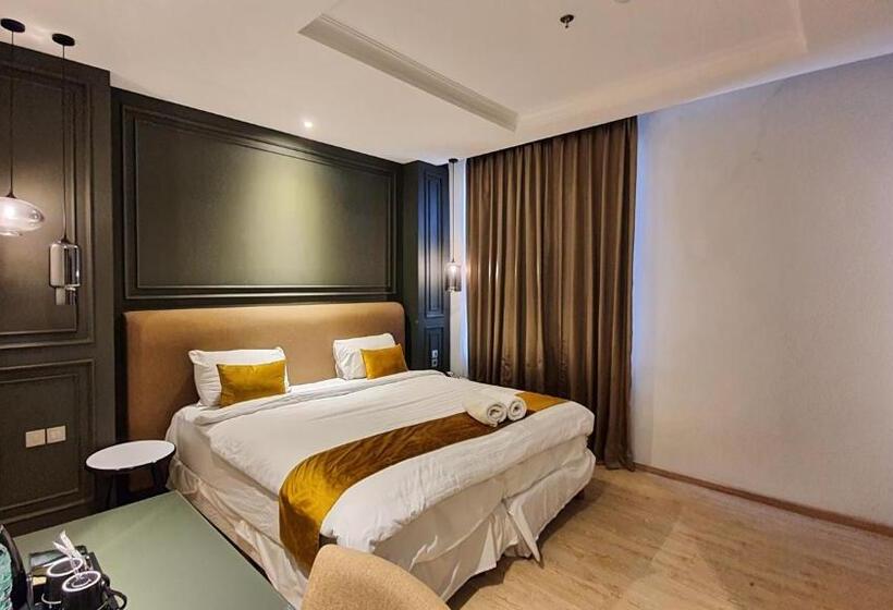 Deluxerum King Size Säng, Shalva  Jakarta