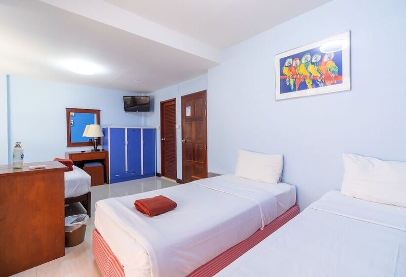 Family Room, Thipurai Annex