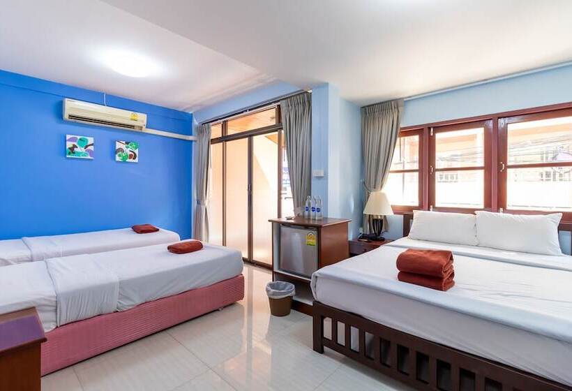 Quarto Familiar, Thipurai Annex