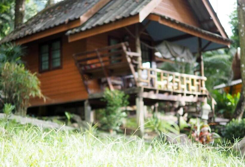 غرفة ديلوكس مزودة بشرفة, Little Eden Bungalows