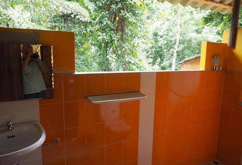 غرفة قياسية مطلّة علي الحديقة, Little Eden Bungalows