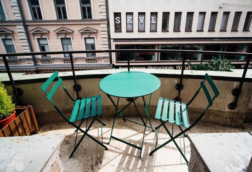 4-Bett-Standardzimmer Geteiltes Bad, The Yard Hostel