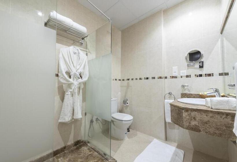 キングサイズベッドのスーペリアルーム, Al Joud Boutique Hotel, Makkah