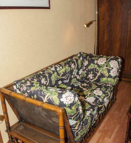 غرفة سوبيريور مزودة بشرفة, Bellevue Budapest B&b