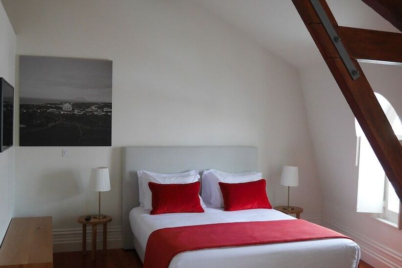 اتاق سوپریور, Acarmazens Cogumbreiro