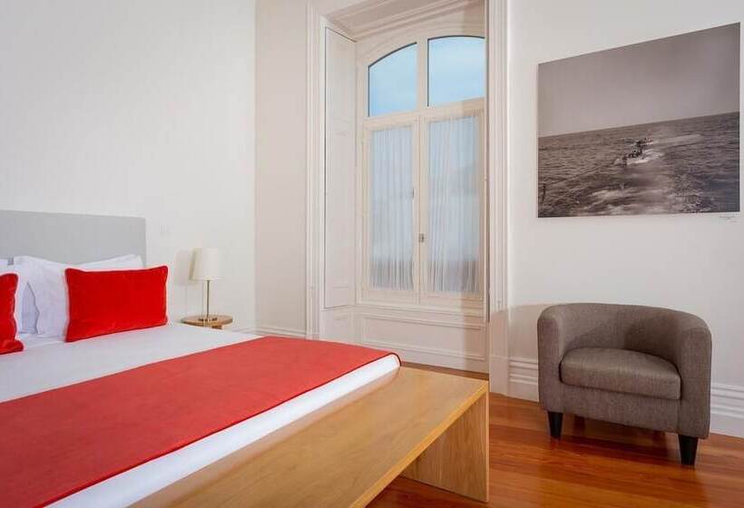 اتاق سوپریور, Acarmazens Cogumbreiro