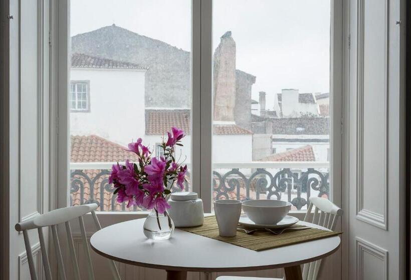 اتاق سوپریور, Acarmazens Cogumbreiro