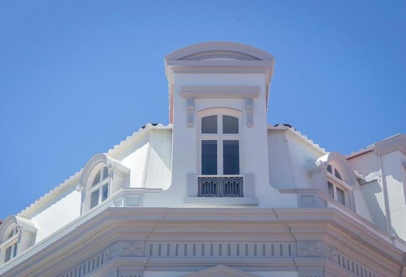 اتاق لوکس, Acarmazens Cogumbreiro