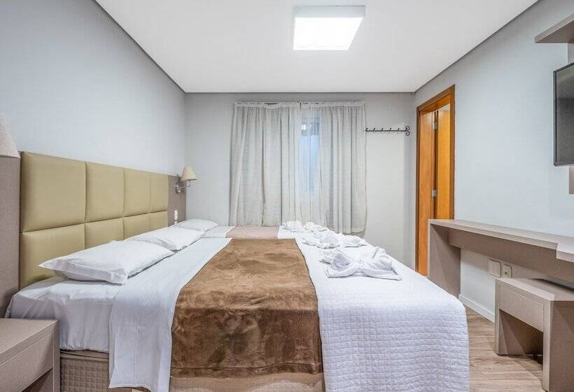 Номер Deluxe, Alameda Felice