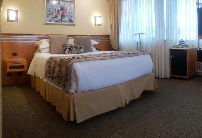 سوییت اجرایی, Ankara