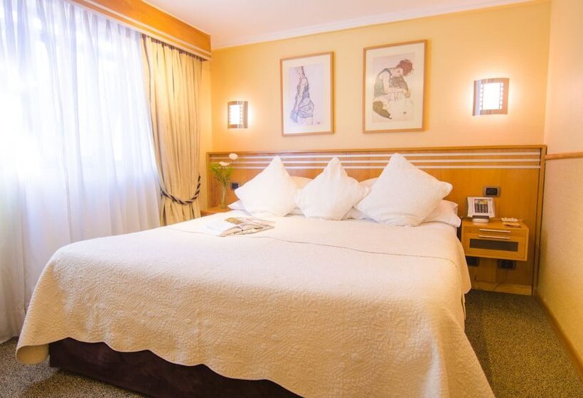 اتاق استاندارد چهار تخته, Ankara