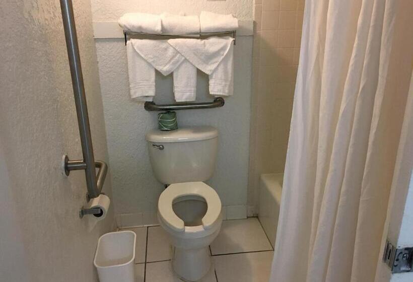 غرفة قياسية لذوى الاحتياجات الخاصة, Days Inn By Wyndham Fort Pierce Midtown