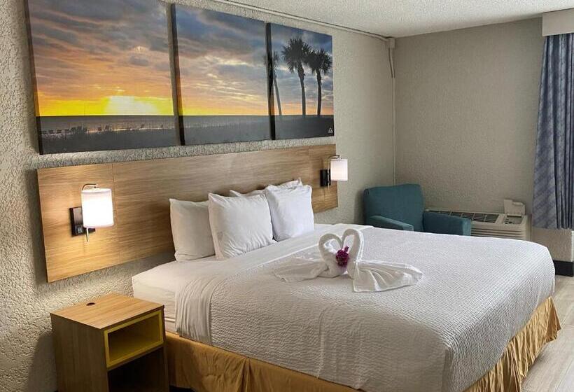 غرفة ديلوكس سرير كينج, Days Inn By Wyndham Fort Pierce Midtown