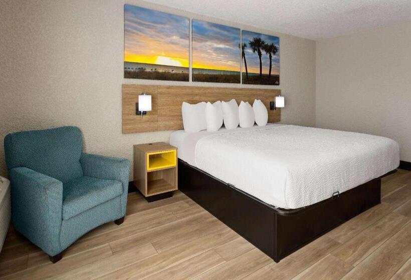 غرفة ديلوكس سرير كينج, Days Inn By Wyndham Fort Pierce Midtown