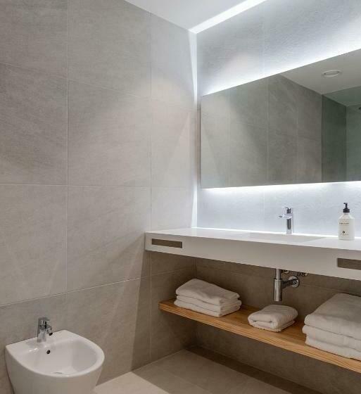 חדר סטנדרט, Distrito Oeste