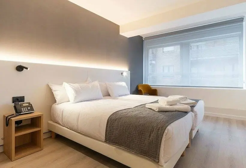 Standard-huone, Distrito Oeste