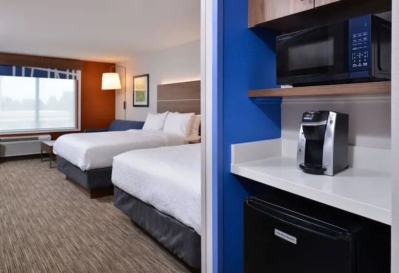 スイート, Holiday Inn Express & Suites   Marshalltown, An Ihg