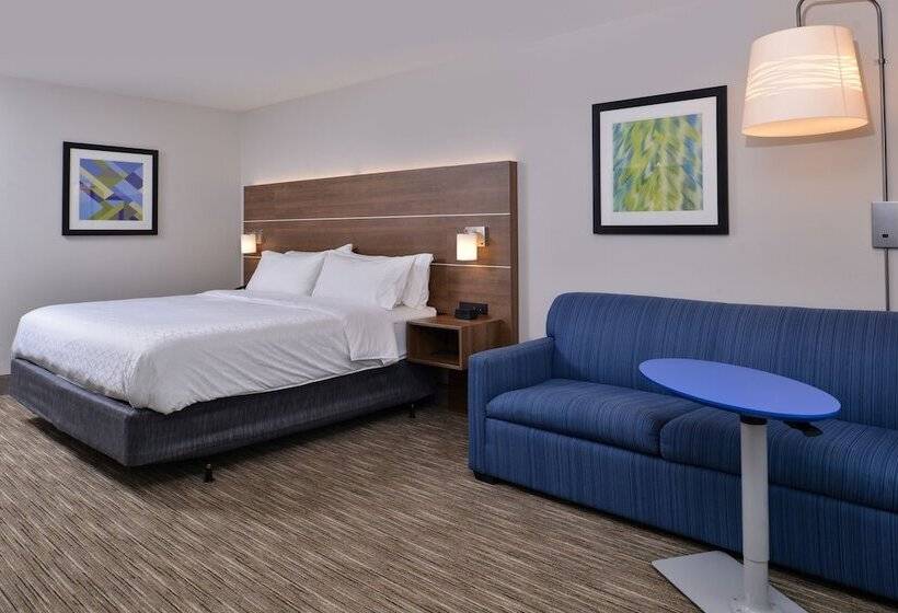 스위트, Holiday Inn Express & Suites   Marshalltown, An Ihg