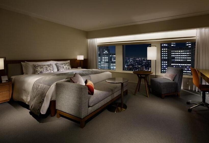 חדר דחוקס עם מיטת קינג, Keio Plaza Hotel Tokyo Premier Grand