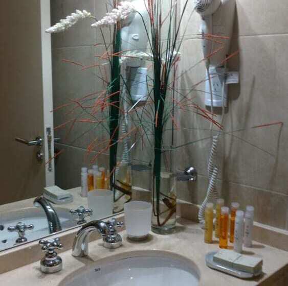 اتاق سوپریور سه تخته, Palermo Bridge