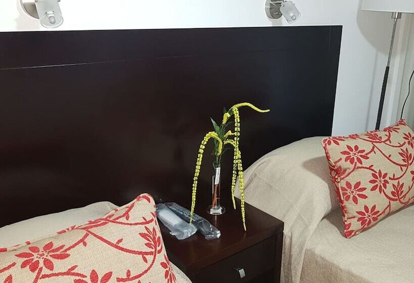 اتاق اجرایی, Palermo Bridge