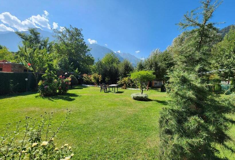 חדר סטנדרט עם מיטת קינג, Premier Pahalgam