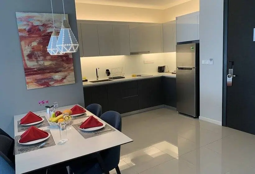 سوئیت 2 خوابه, Shama Suasana Johor Bahru