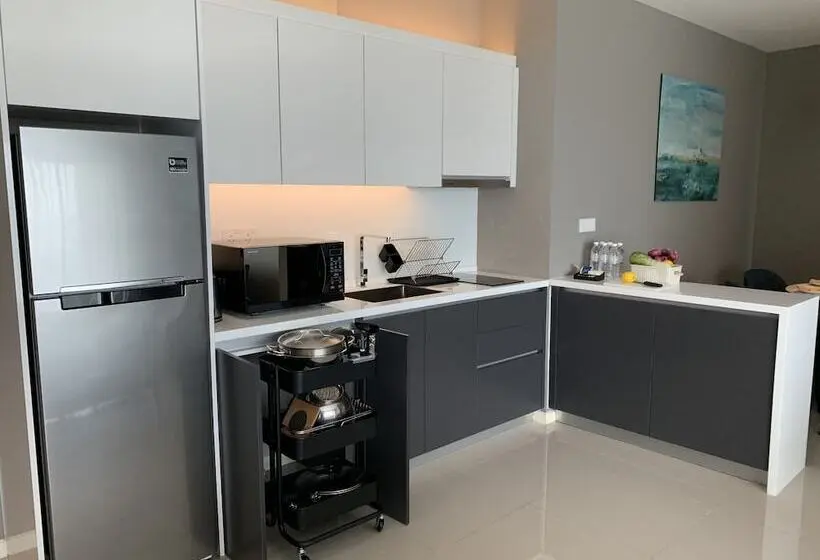 3 Bedroom Suite, Shama Suasana Johor Bahru