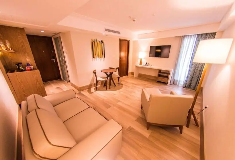 سوئیت پریمیوم, Vogal Luxury Beach Hotel & Spa