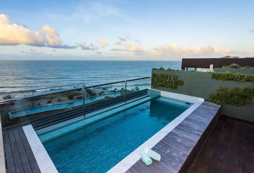 سوئیت پرزیدنت, Vogal Luxury Beach Hotel & Spa