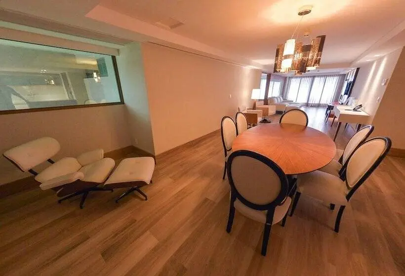 سوئیت پرزیدنت, Vogal Luxury Beach Hotel & Spa