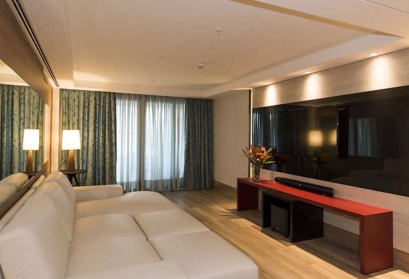 جناح رئاسى, Vogal Luxury Beach Hotel & Spa