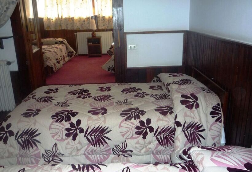 اتاق استاندارد سه نفره, Chbat