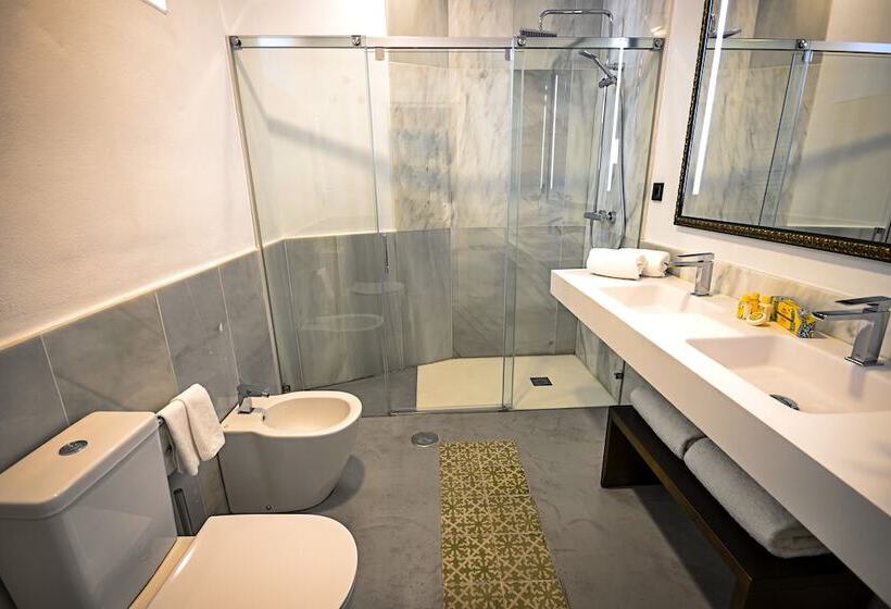 اتاق سوپریور, Legado Alcazar