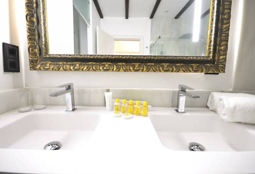 سوئیت رویال, Legado Alcazar