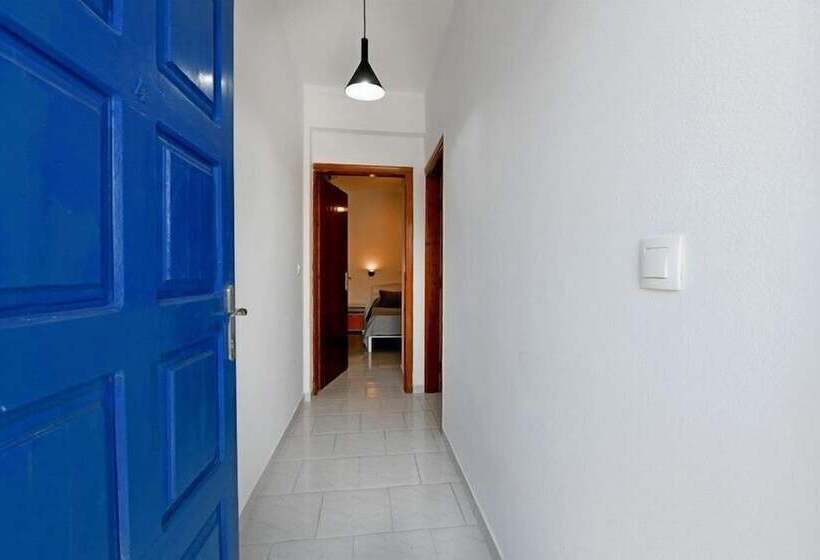 Habitación Estándar, Lunar Santorini