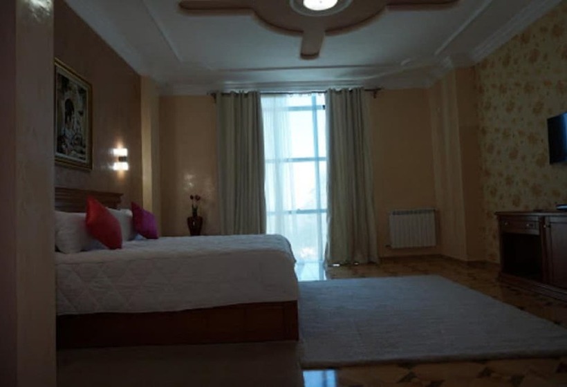 اتاق استاندارد یک نفره, Maraval