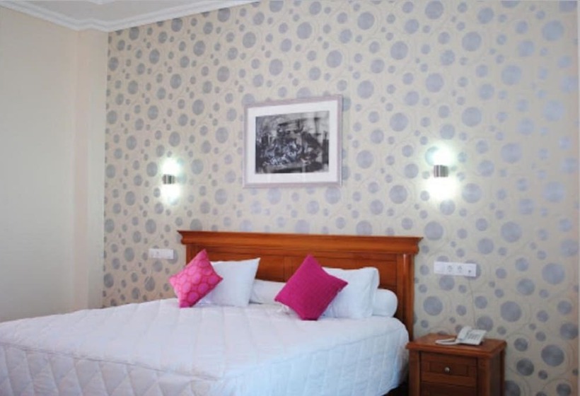 اتاق استاندارد یک نفره, Maraval