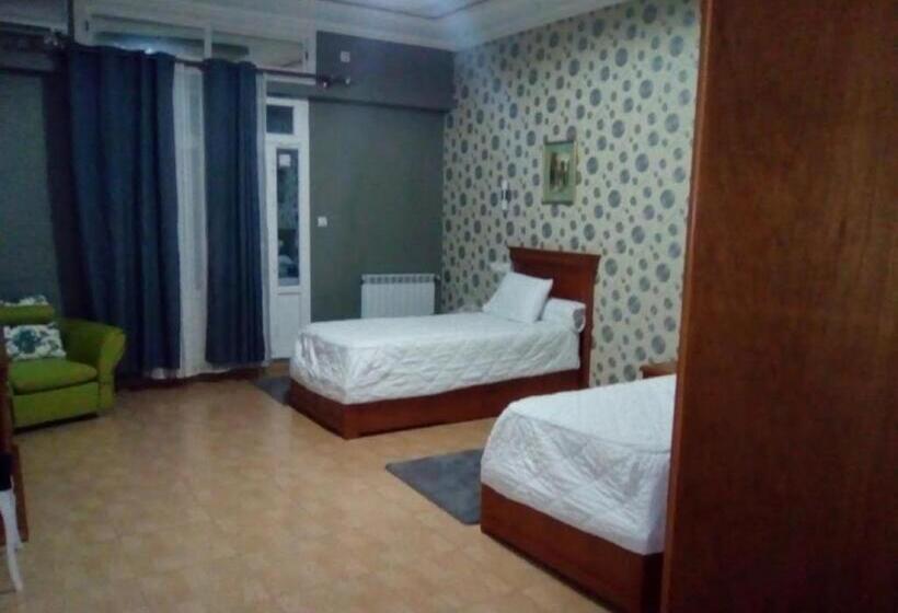 اتاق استاندارد, Maraval