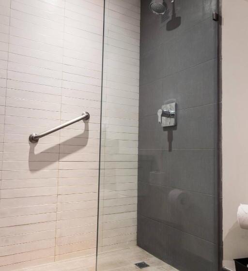 带2个双人床的标准工作室, Marriott Maracay Golf Resort