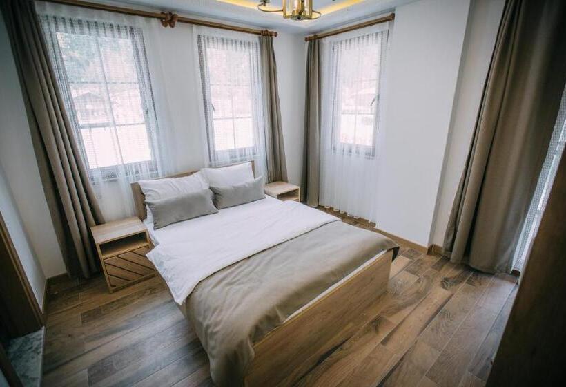 マウンテンビュースイート, Nova Uzungol