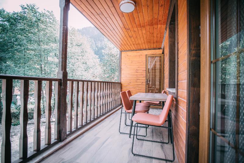 マウンテンビュースイート, Nova Uzungol