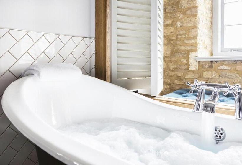 غرفة ديلوكس, The Old Stocks Inn