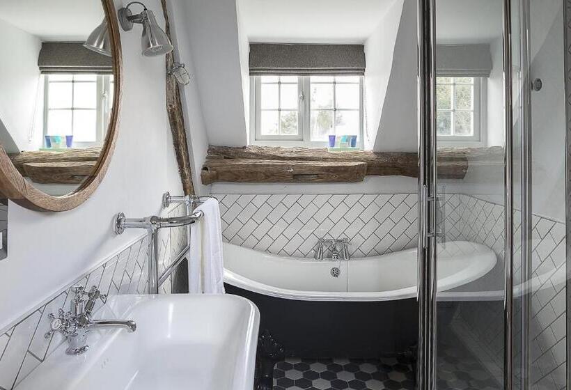 غرفة ديلوكس, The Old Stocks Inn