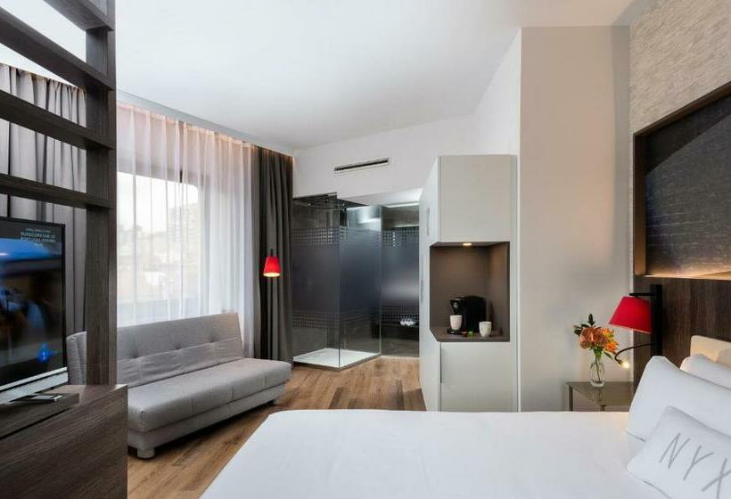 高级家庭房间, Nyx Hotel Bilbao By Leonardo Hotels