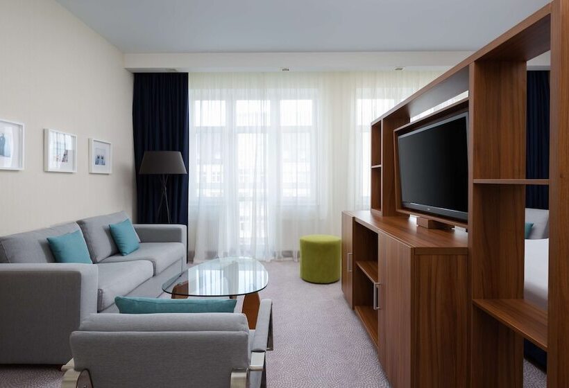 استودیوی استاندارد, Radisson Residences, Zavidovo