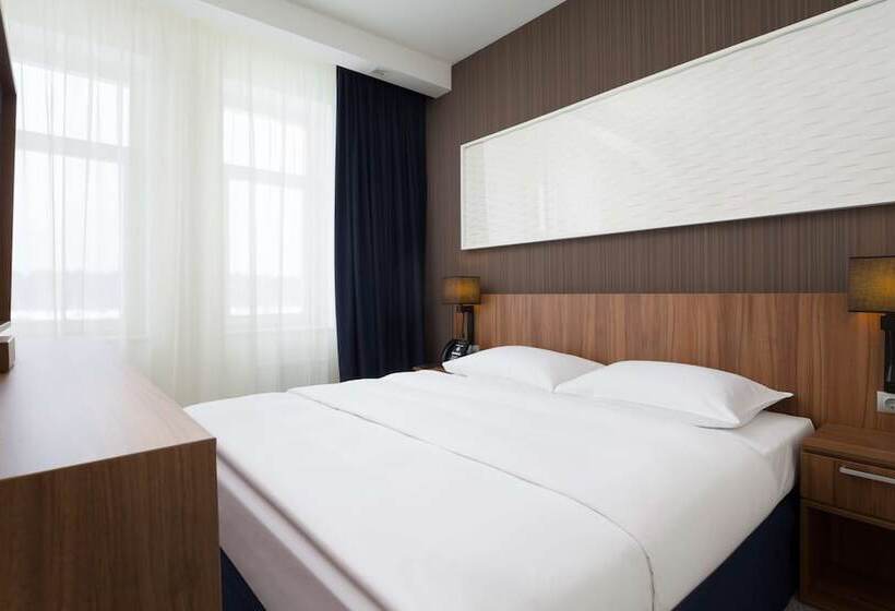 استودیوی سوپریور, Radisson Residences, Zavidovo