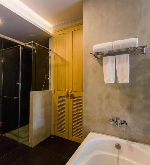 Medencére Néző Deluxe Szoba, Aurico Kata Resort & Spa   Sha Extra Plus