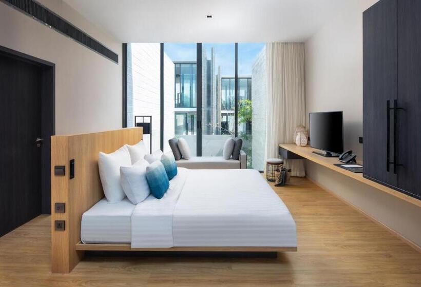 ویلای 2 خوابه, Cross Pattaya Oceanphere   Formerly X2 Pattaya Oceanphere