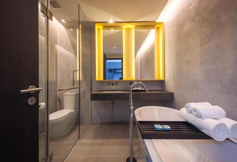 ویلای 1 خوابه, Cross Pattaya Oceanphere   Formerly X2 Pattaya Oceanphere